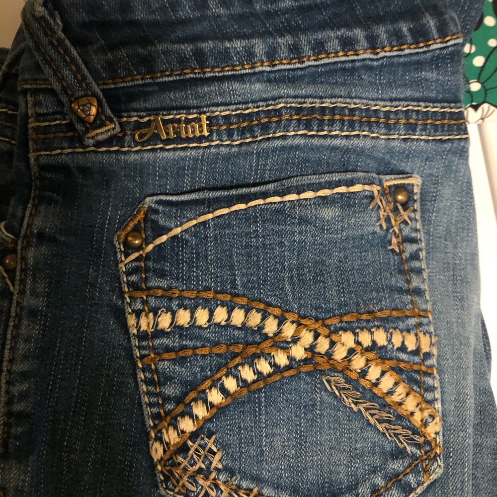 Ariat jeans in great condition